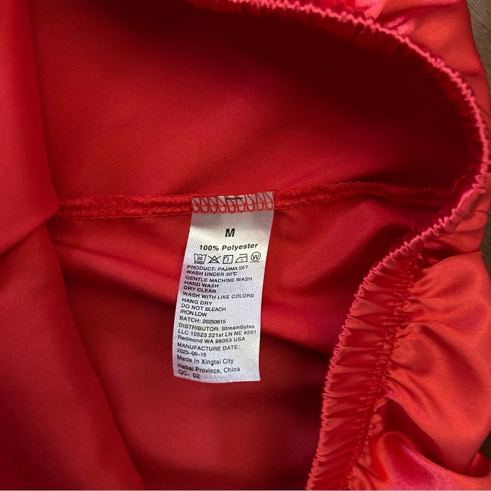 Red Satin Pajama Set long sleeve top size large pants medium - Picture 8 of 10